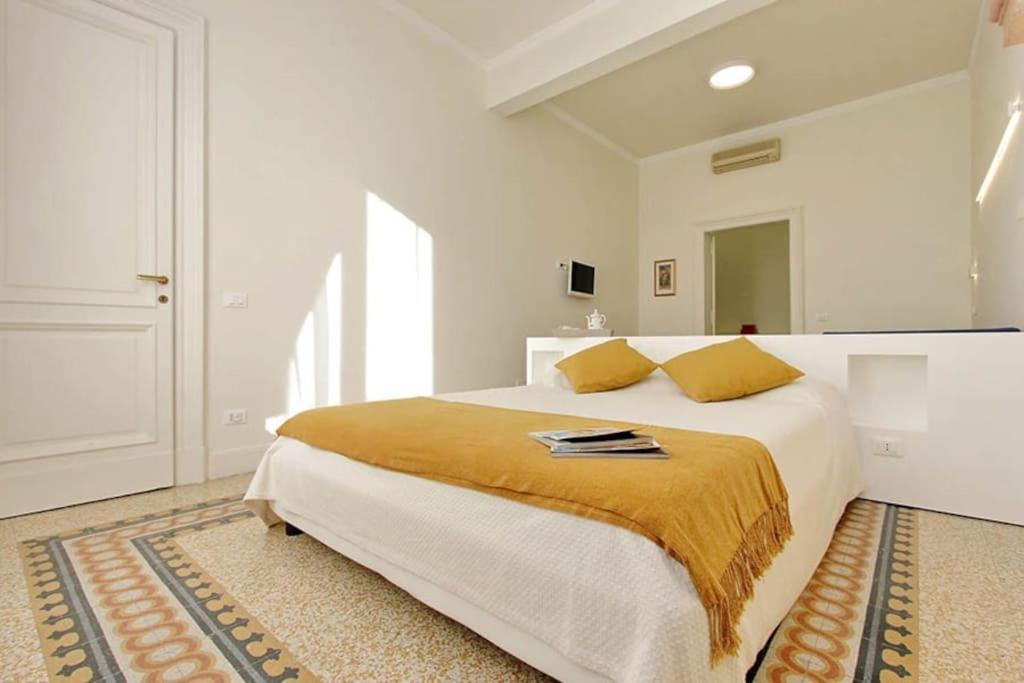 Elegant Apartment In The Heart Of Rome-Navona Area Exterior photo