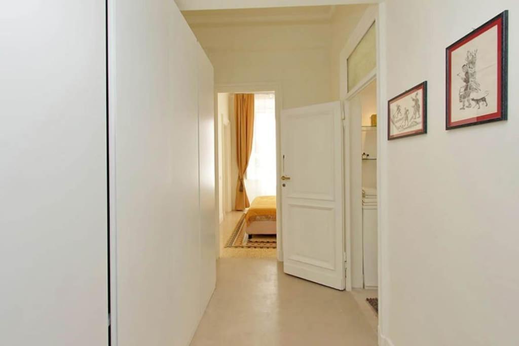 Elegant Apartment In The Heart Of Rome-Navona Area Exterior photo