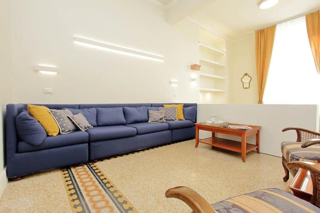 Elegant Apartment In The Heart Of Rome-Navona Area Exterior photo