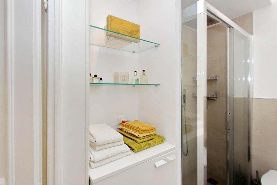 Elegant Apartment In The Heart Of Rome-Navona Area Exterior photo